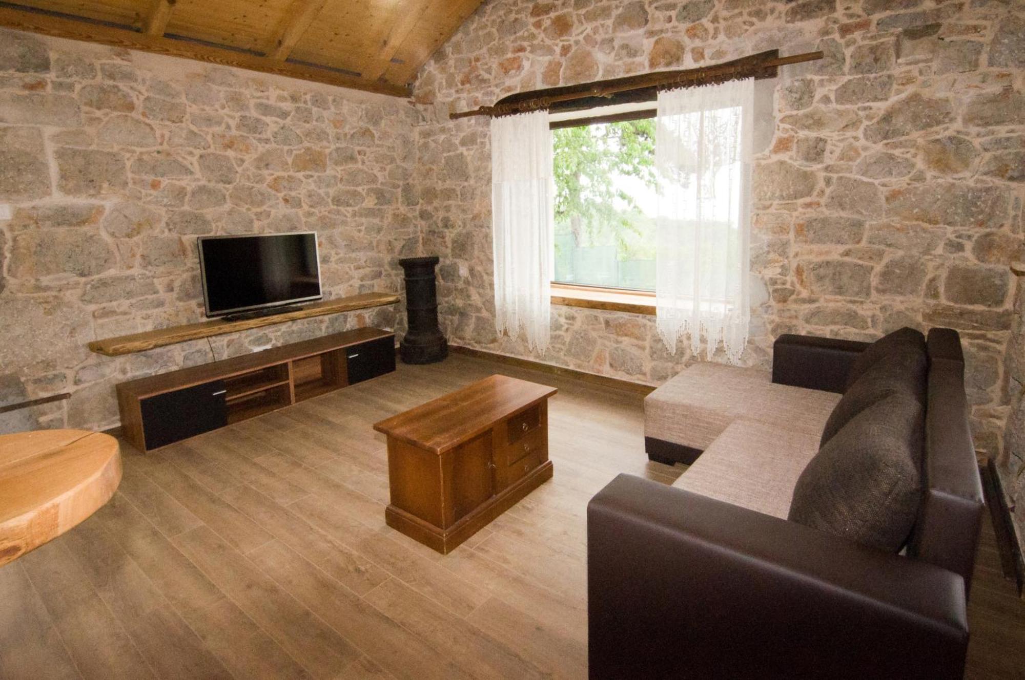 Casa Storia & Casa Antica Apartment Veprinac ภายนอก รูปภาพ