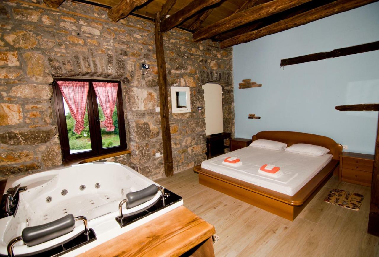 Casa Storia & Casa Antica Apartment Veprinac ภายนอก รูปภาพ